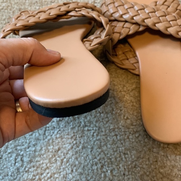 Mtzyoa Braided Criss Cross Flat Sandals 8.5 Tan Slip-On NWOB Boho Summer Comfort - Picture 11 of 13